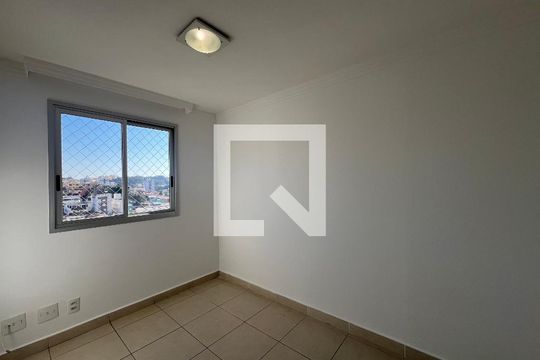 Apartamento à venda com 3 quartos, 67m² em Serrano, Belo Horizonte
