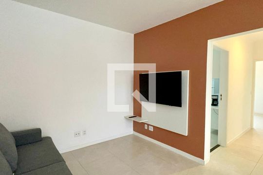 Sala de apartamento para alugar com 2 quartos, 71m² em Sumaré, São Paulo