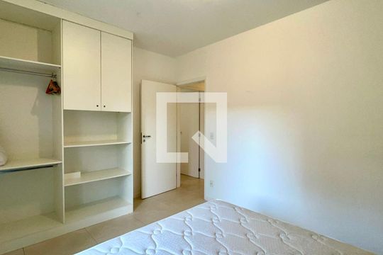 Quarto 1 de apartamento para alugar com 2 quartos, 71m² em Sumaré, São Paulo