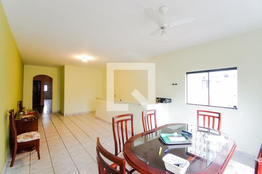 Sala de casa para alugar com 3 quartos, 540m² em Vila Sao Joao, Guarulhos