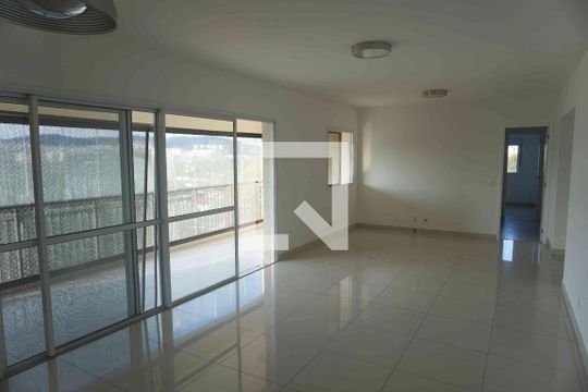 Apartamento para alugar com 2 quartos, 144m² em Alphaville, Santana de Parnaíba