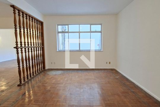 Sala  de apartamento para alugar com 3 quartos, 148m² em Graça, Salvador