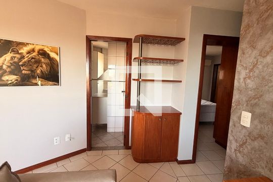Sala de apartamento para alugar com 3 quartos, 79m² em Setor Pedro Ludovico, Goiânia