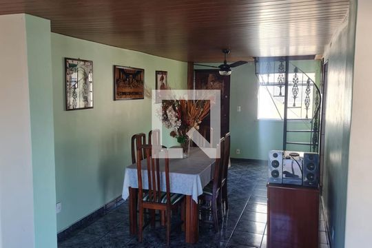 Sala de apartamento à venda com 2 quartos, 130m² em Bangu, Rio de Janeiro