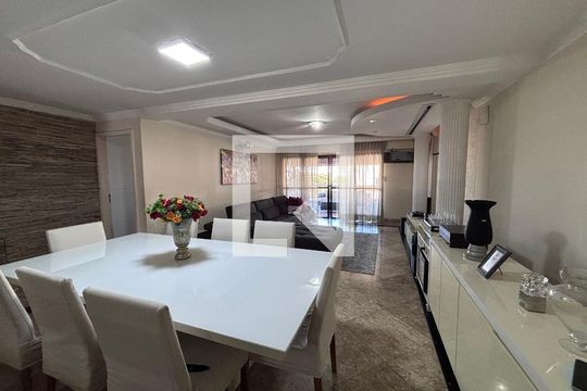Sala de apartamento à venda com 5 quartos, 217m² em Recreio dos Bandeirantes, Rio de Janeiro