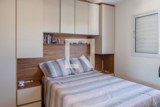 Quarto de kitnet/studio para alugar com 1 quarto, 40m² em Vila Galvão, Guarulhos