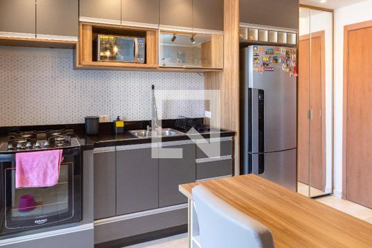 Studio de kitnet/studio para alugar com 1 quarto, 40m² em Vila Galvão, Guarulhos