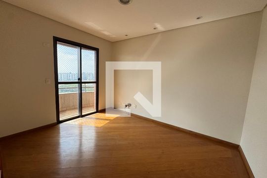 Sala de TV de apartamento à venda com 5 quartos, 492m² em Vila Campesina, Osasco