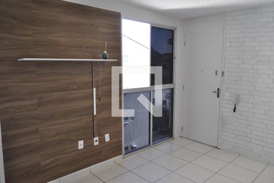 Apartamento para alugar com 2 quartos, 44m² em Tomás Coelho, Rio de Janeiro