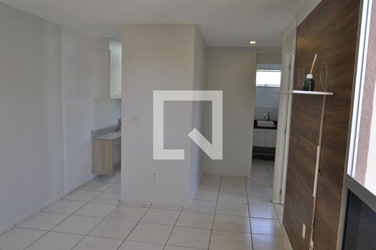 Apartamento para alugar com 2 quartos, 44m² em Tomás Coelho, Rio de Janeiro