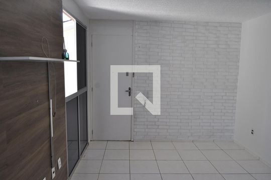 Apartamento para alugar com 2 quartos, 44m² em Tomás Coelho, Rio de Janeiro