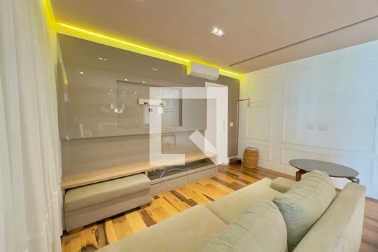 Sala de apartamento para alugar com 2 quartos, 116m² em Picanço, Guarulhos