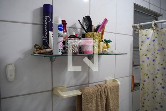 Banheiro de casa à venda com 3 quartos, 125m² em Vila Esperança, São Paulo