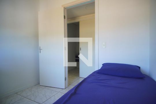 Quarto 2 de apartamento para alugar com 2 quartos, 46m² em Passo das Pedras, Porto Alegre