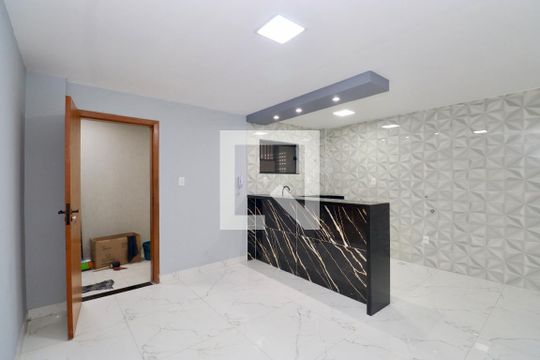Kitnet de kitnet/studio para alugar com 1 quarto, 35m² em Piatã, Salvador