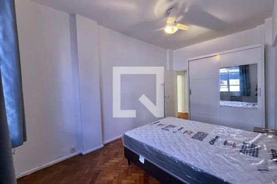 Quarto 1 de apartamento para alugar com 2 quartos, 93m² em Leblon, Rio de Janeiro
