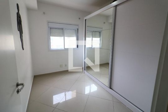 Quarto 2 de apartamento para alugar com 2 quartos, 53m² em City Bussocaba, Osasco