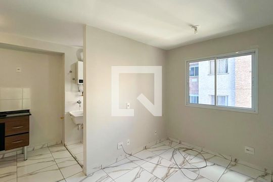 Sala de apartamento para alugar com 2 quartos, 35m² em Pedreira, São Paulo