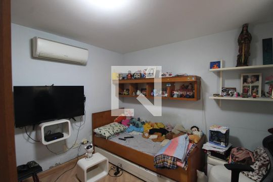 Quarto 2 de casa de condomínio à venda com 3 quartos, 250m² em Taquara, Rio de Janeiro