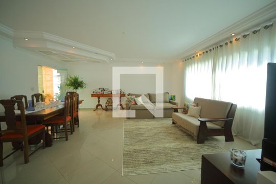 Sala de casa à venda com 3 quartos, 247m² em Vila Santa Terezinha, São Bernardo do Campo