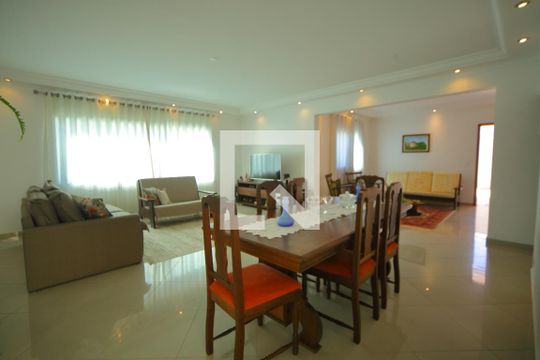 Sala de casa à venda com 3 quartos, 247m² em Vila Santa Terezinha, São Bernardo do Campo