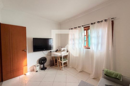 Quarto 1 de casa à venda com 2 quartos, 100m² em Jardim Bonfiglioli, Jundiaí