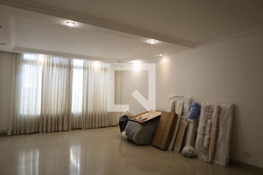 Casa para alugar com 3 quartos, 180m² em Jardim Belgica, São Paulo