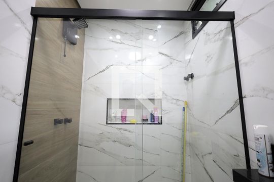 Banheiro de casa à venda com 2 quartos, 190m² em Parque Novo Oratório, Santo André