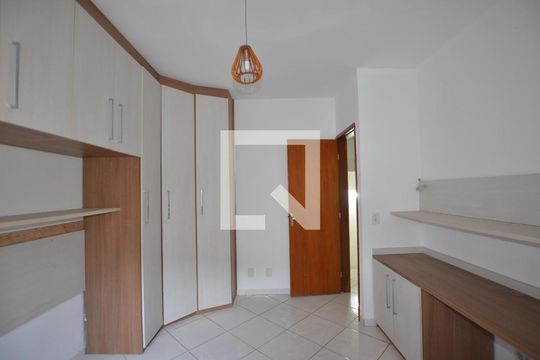 Quarto 1 de casa à venda com 2 quartos, 74m² em Vila Valqueire, Rio de Janeiro