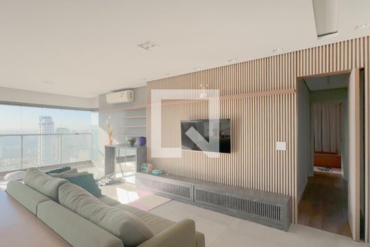 Apartamento para alugar com 3 quartos, 160m² em Vila Dom Pedro I, São Paulo