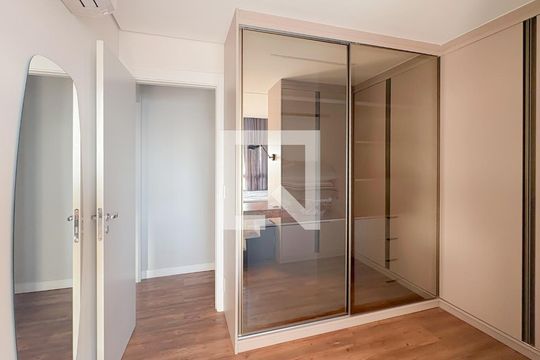 Suíte 1 de apartamento para alugar com 3 quartos, 160m² em Vila Dom Pedro I, São Paulo