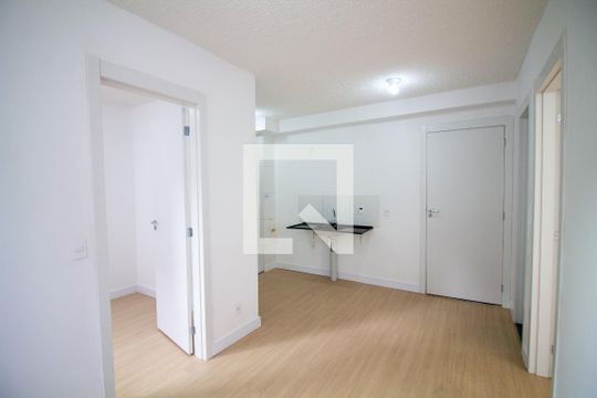 Sala de apartamento para alugar com 2 quartos, 36m² em Jardim São Luís, São Paulo