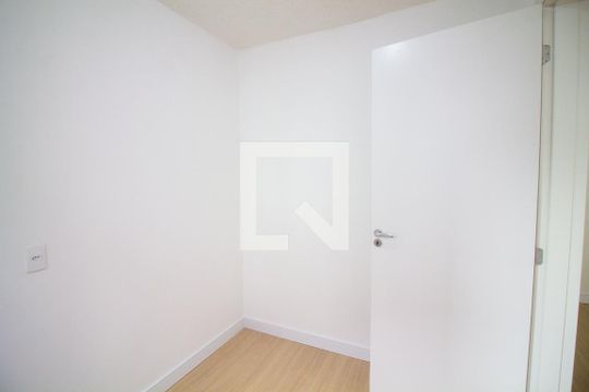 Quarto 1 de apartamento para alugar com 2 quartos, 36m² em Jardim São Luís, São Paulo