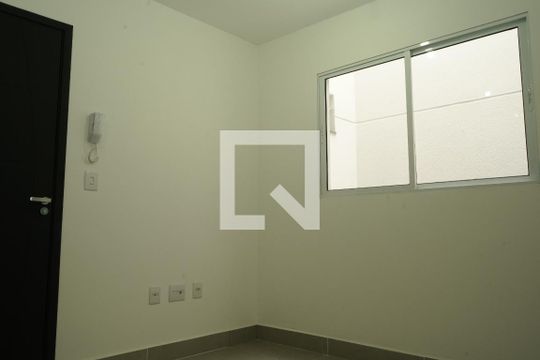 Studio de kitnet/studio para alugar com 1 quarto, 25m² em Vila Carrão, São Paulo