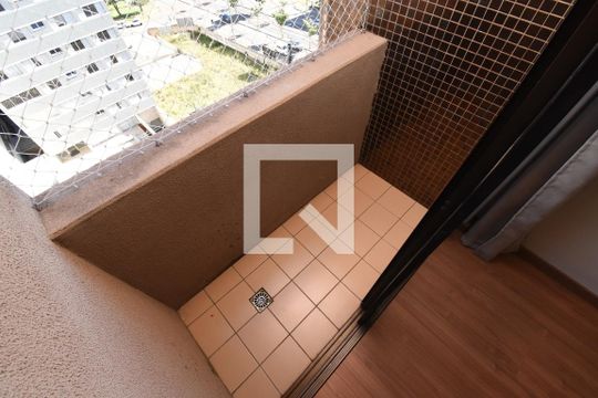 Sacada de apartamento à venda com 2 quartos, 74m² em Bacacheri, Curitiba
