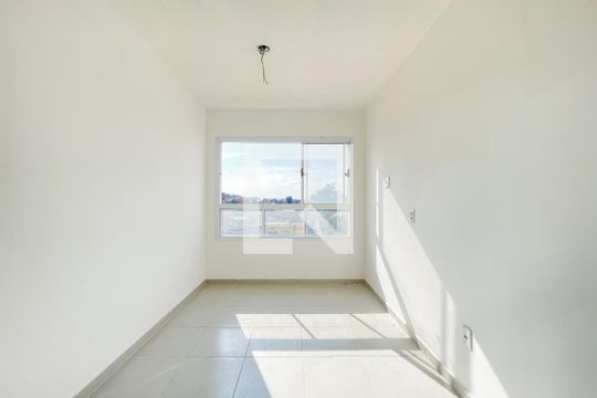 Apartamento para alugar com 2 quartos, 42m² em Jardim Boa Vista (zona Oeste), Osasco
