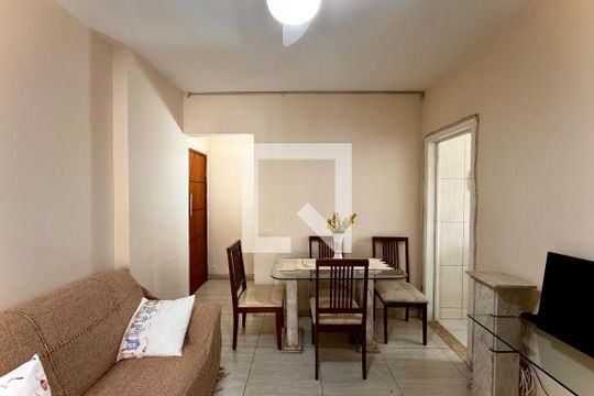 Apartamento para alugar com 2 quartos, 60m² em Lapa, Rio de Janeiro