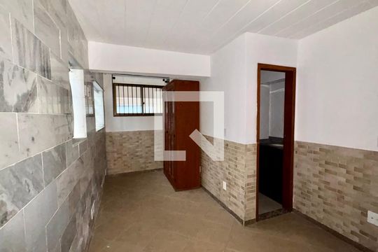 Quarto de apartamento para alugar com 1 quarto, 116m² em Quarteirão Ingelheim, Petrópolis
