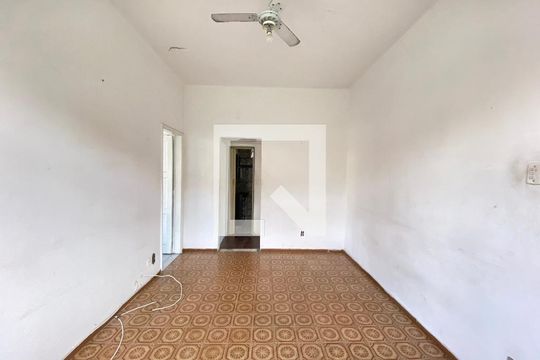 Apartamento para alugar com 2 quartos, 40m² em Maria da Graça, Rio de Janeiro