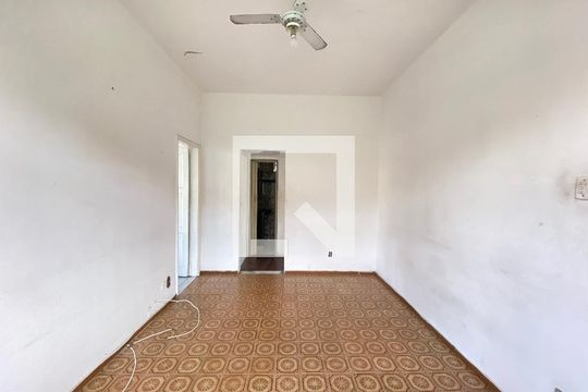 Apartamento para alugar com 2 quartos, 40m² em Maria da Graça, Rio de Janeiro