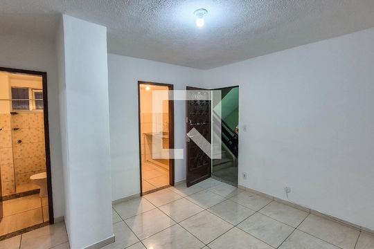 Apartamento à venda com 2 quartos, 46m² em Irajá, Rio de Janeiro