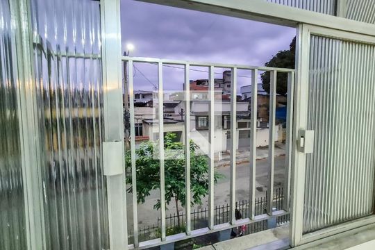 Sala de apartamento à venda com 2 quartos, 46m² em Irajá, Rio de Janeiro