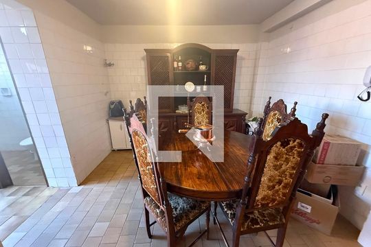 sala 2 de casa para alugar com 4 quartos, 230m² em Alto Caiçaras, Belo Horizonte