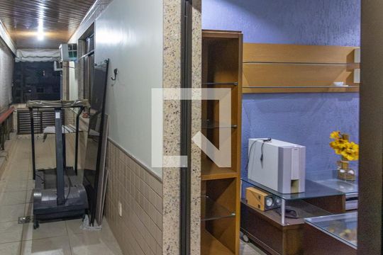 Varanda de apartamento à venda com 4 quartos, 244m² em Vila Valqueire, Rio de Janeiro