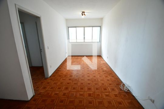 Sala de apartamento à venda com 2 quartos, 80m² em Jardim Chapadão, Campinas