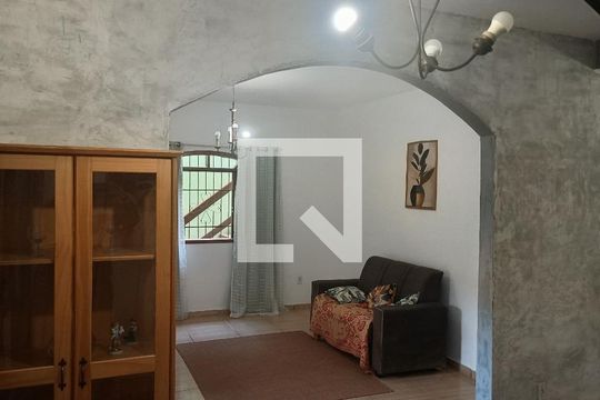 Casa para alugar com 3 quartos, 116m² em Campo Grande, Rio de Janeiro