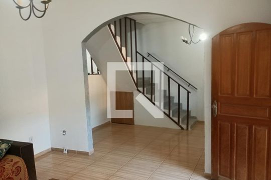 Casa para alugar com 3 quartos, 116m² em Campo Grande, Rio de Janeiro