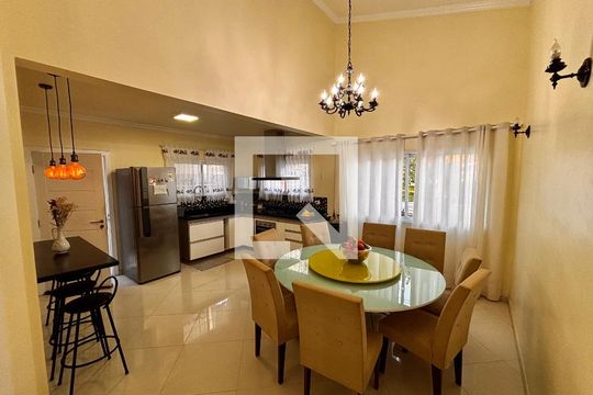 Cozinha de casa de condomínio para alugar com 4 quartos, 250m² em Aldeia da Serra, Barueri