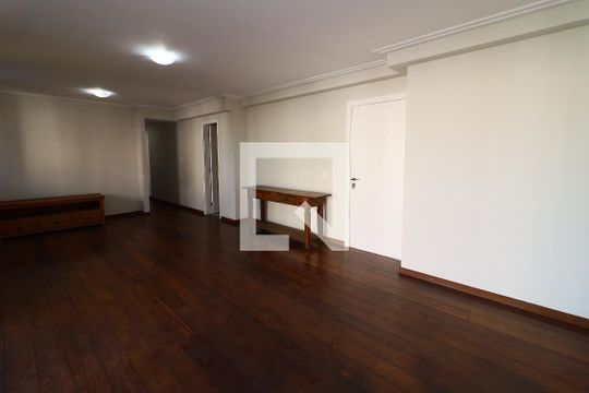 Sala de apartamento para alugar com 3 quartos, 117m² em Cidade São Francisco, São Paulo