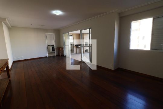 Sala de apartamento para alugar com 3 quartos, 117m² em Cidade São Francisco, São Paulo